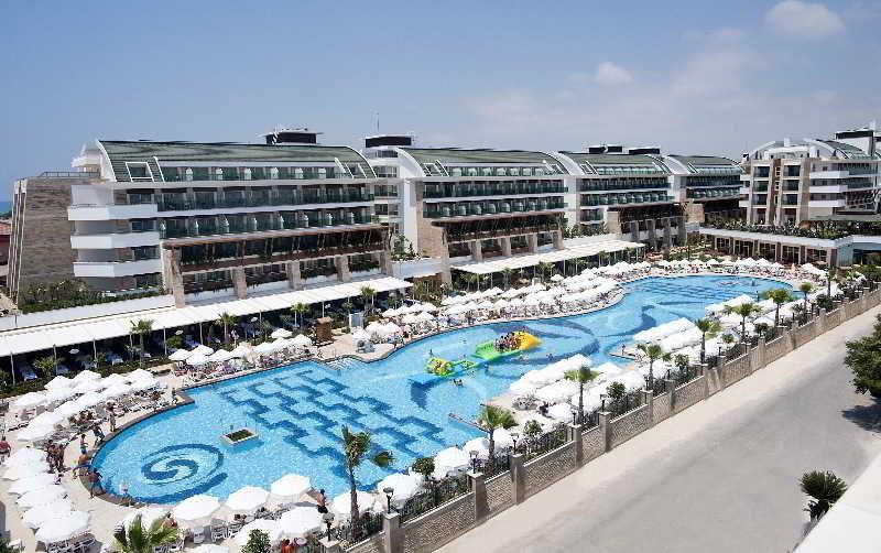 Crystal Waterworld & Resort