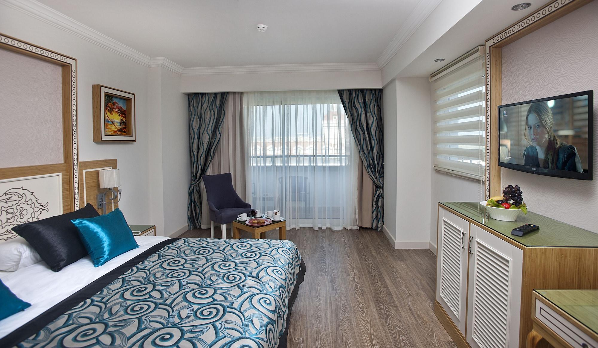 Resort Crystal Waterworld &