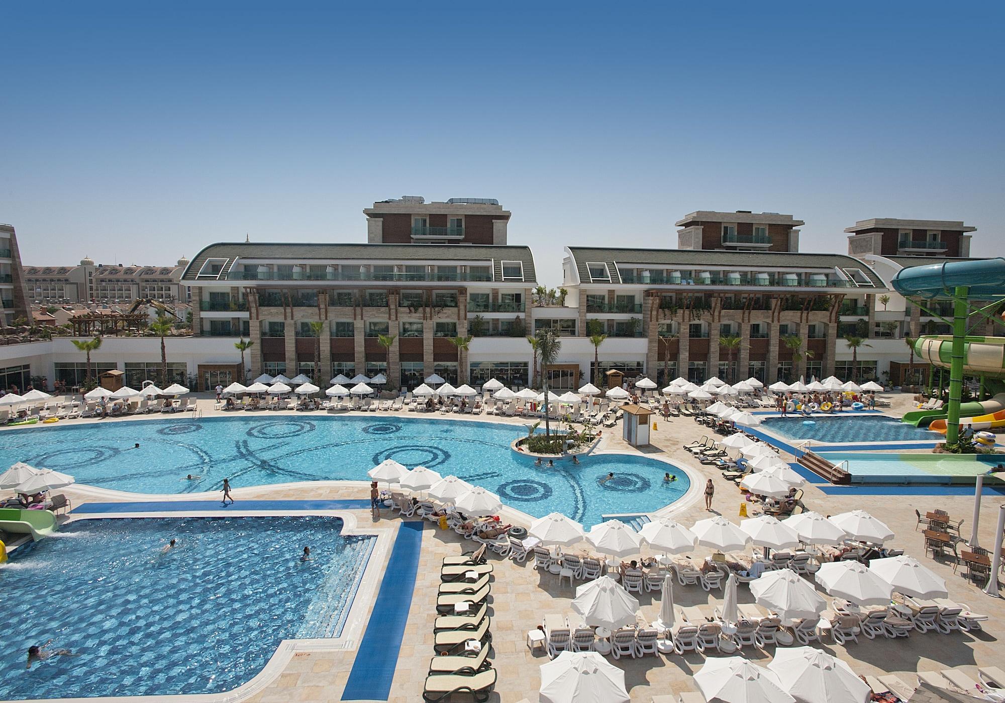 Crystal Waterworld & Resort